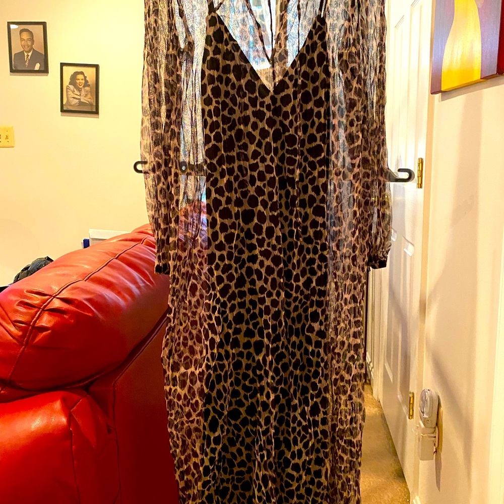 Stepping out on style dress-after Christmas offer. Through 12/27/21